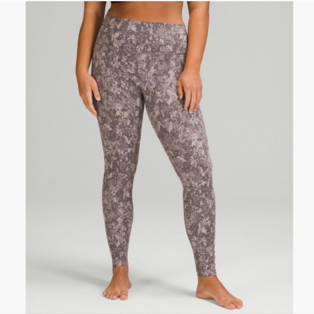 Lululemon Align High Waisted 28" Leggings Nulu Size 6 Hideaway Camo Lunar Rock
